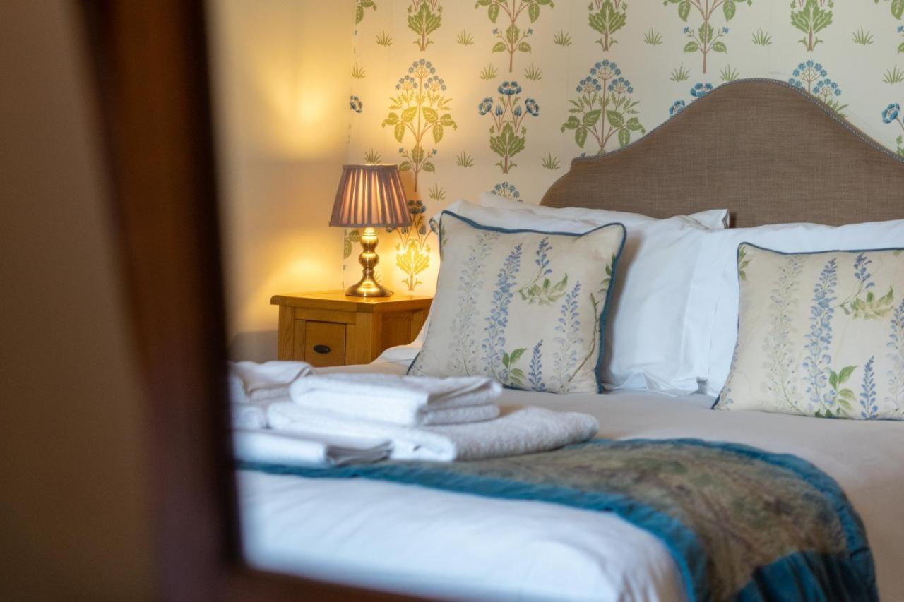 Western Isles Hotel Тобърмори Екстериор снимка