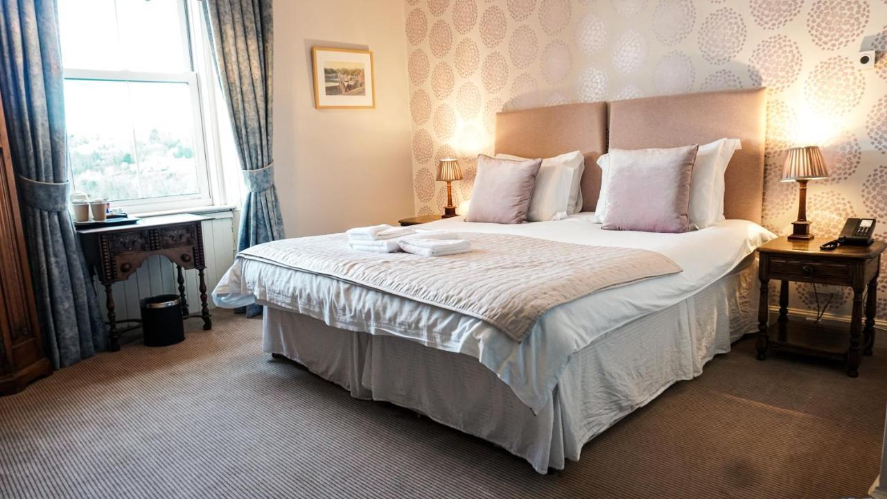 Western Isles Hotel Тобърмори Екстериор снимка