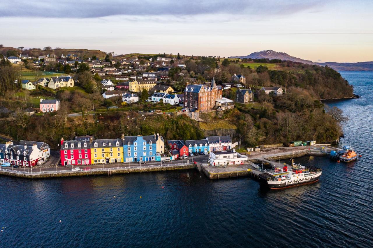 Western Isles Hotel Тобърмори Екстериор снимка