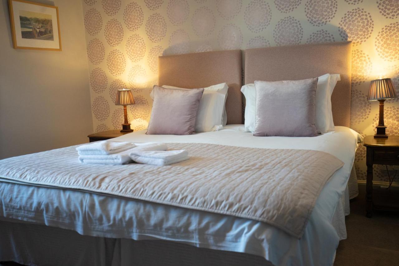 Western Isles Hotel Тобърмори Екстериор снимка
