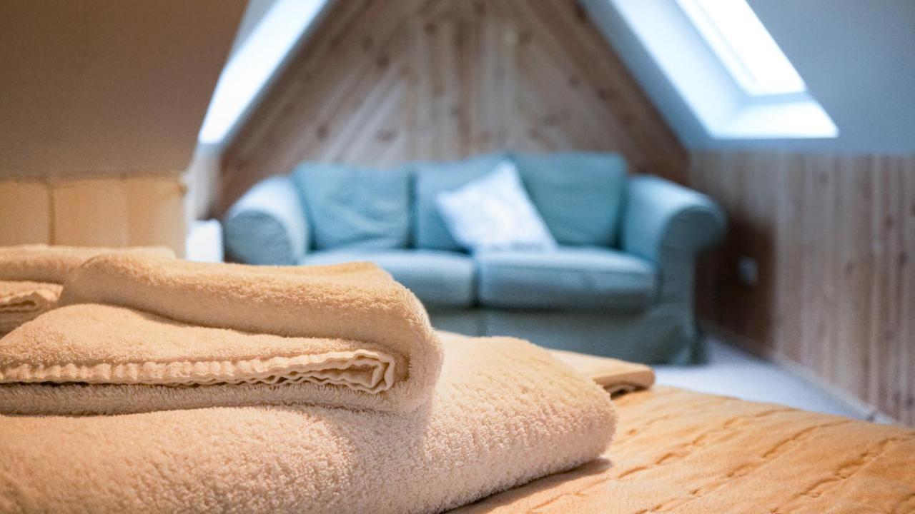 Western Isles Hotel Тобърмори Екстериор снимка
