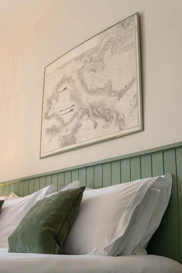 Western Isles Hotel Тобърмори Екстериор снимка